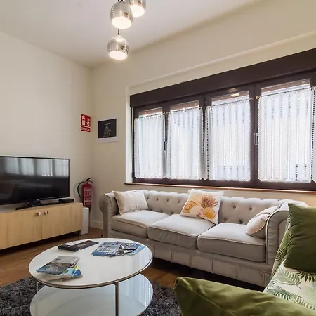 Infante Casco Historico De Vut-1322-as * ריבאדסלה